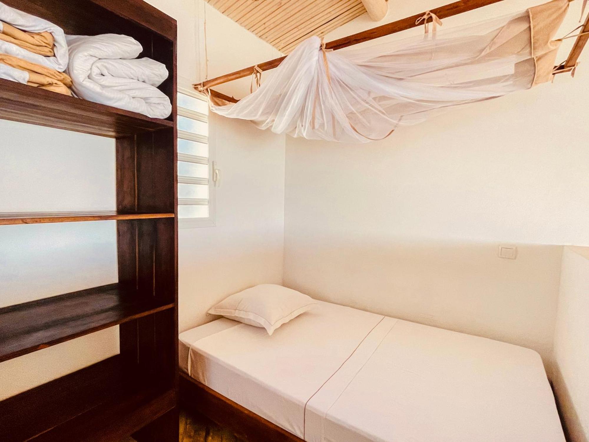 Vovo Telo Lodge Toliara Ngoại thất bức ảnh