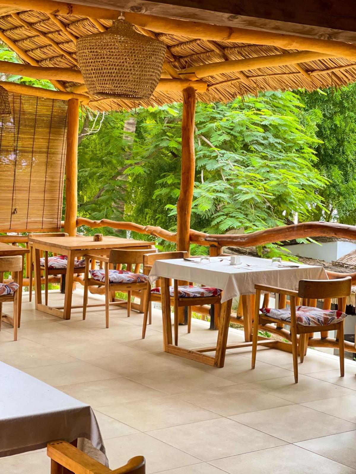 Vovo Telo Lodge Toliara Ngoại thất bức ảnh