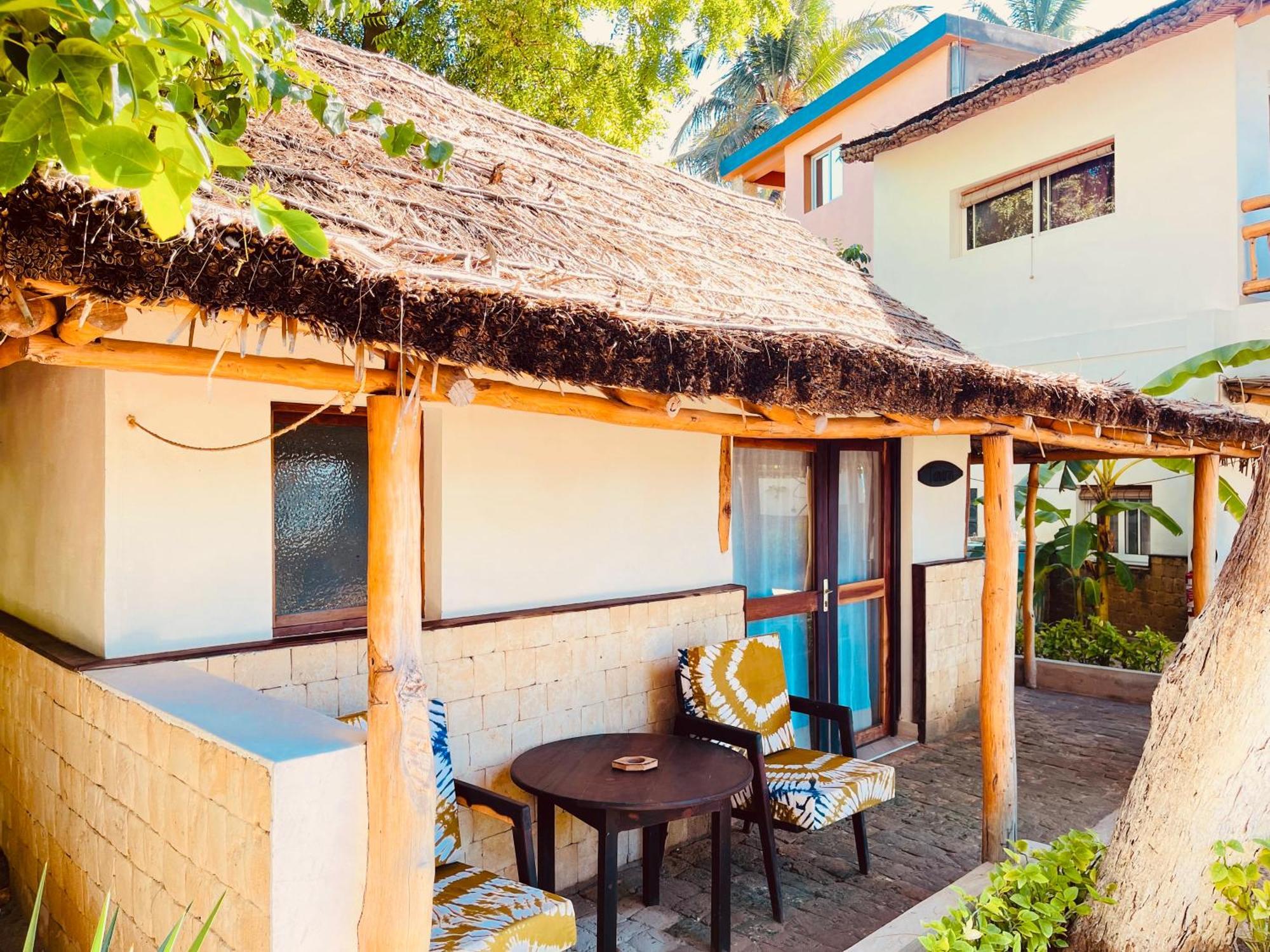 Vovo Telo Lodge Toliara Ngoại thất bức ảnh