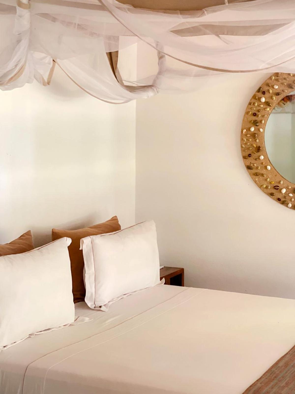 Vovo Telo Lodge Toliara Ngoại thất bức ảnh