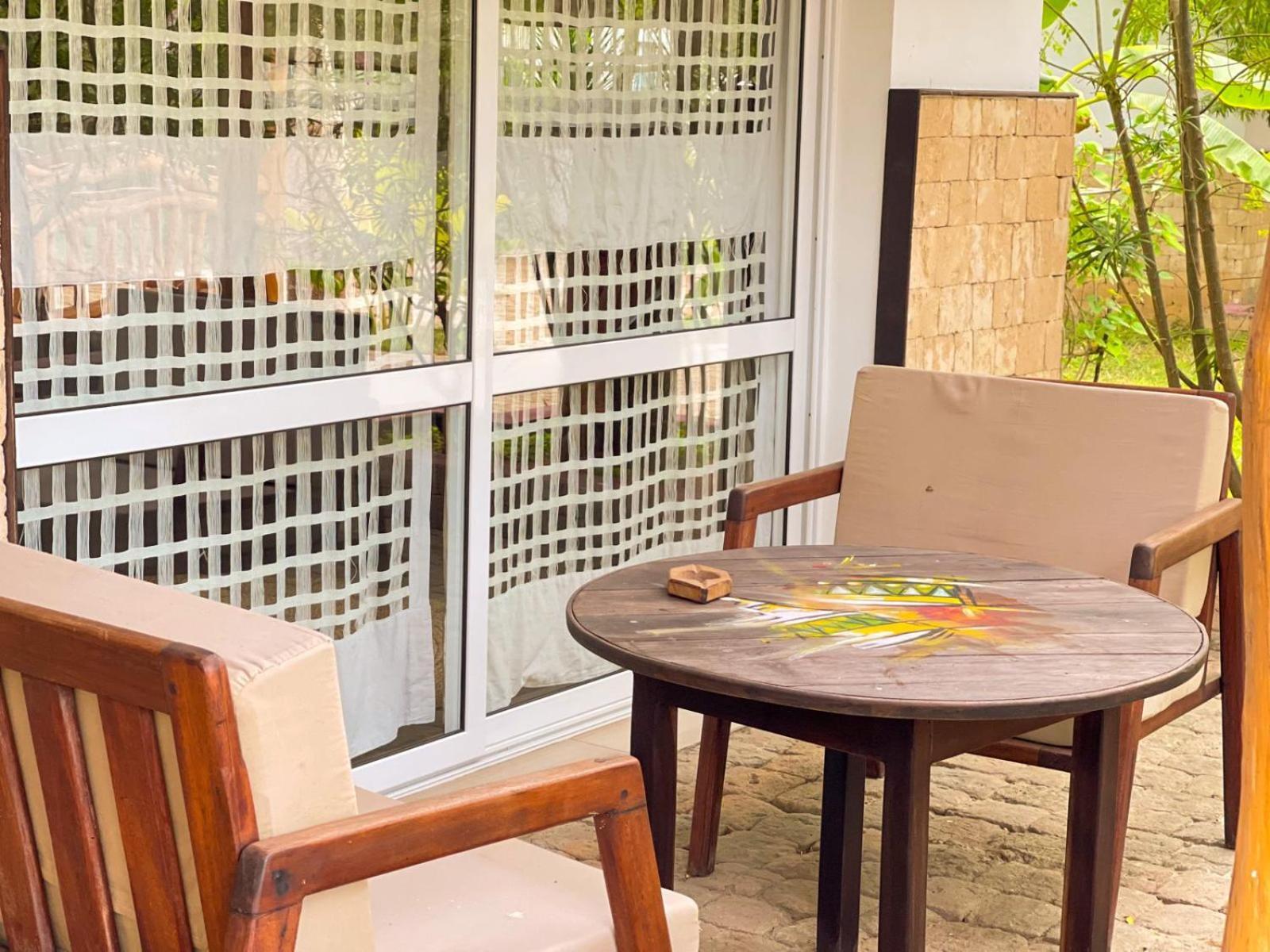 Vovo Telo Lodge Toliara Ngoại thất bức ảnh
